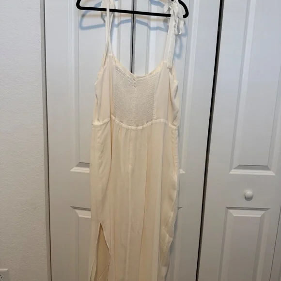 Reformation Besse Dress Ivory - Picture 2 of 4